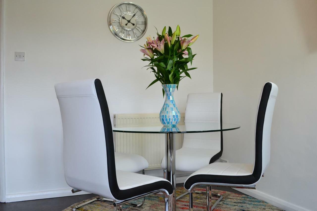 Epicsa - Family & Corporate Stay Mews Apartments With Free Parking Кембридж Экстерьер фото